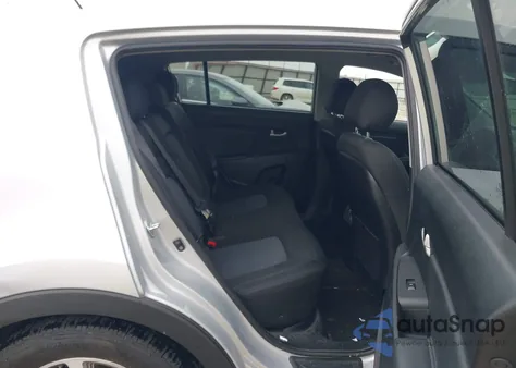 2016 Kia Sportage Lx z USA, uszkodzony, nr VIN KNDPBCAC3G7821341